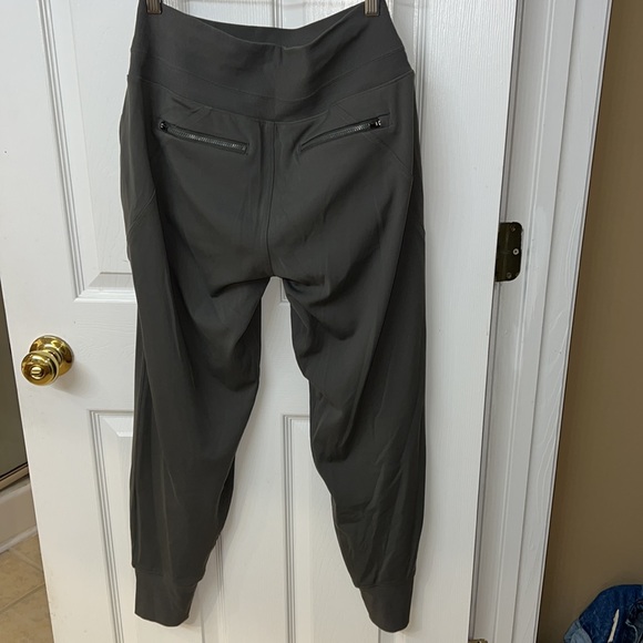 Athleta Venice Jogger - Picture 12 of 13